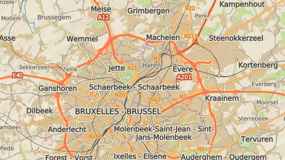 Mezinrodn letit (erven znaka) le zhruba 11 kilometr od centra Bruselu. Dal vbuch nastal ve stanici metra Maelbeek (modr znaka).
