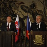 Prezidenti Andrej Kiska a Milo Zeman.