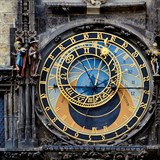 Orloj na Staromstsk radnici v Praze je pamtkou svtovho vhlasu. Pozornosti...