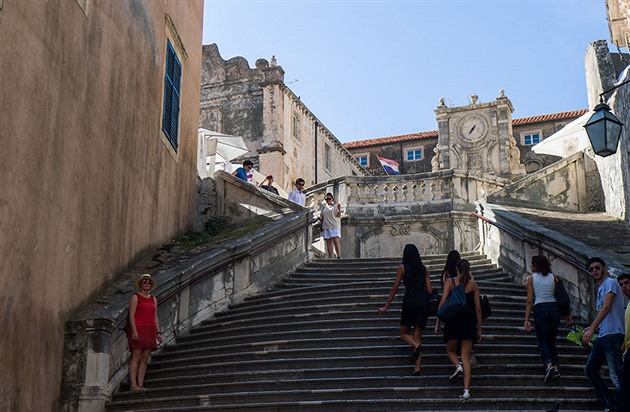 ... se natela na baroknm schoditi v Dubrovnku.