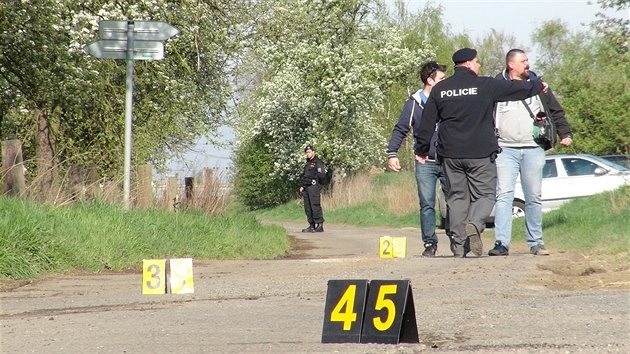 V ulici K Netlukám v praské Uhínvsi byla 11. dubna 2014 nalezena tla dvou...