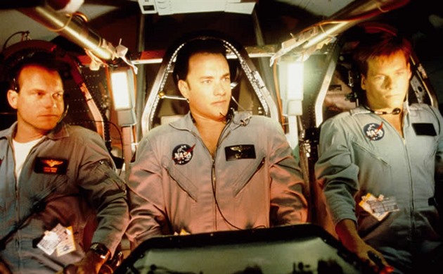 Tom Hanks (uprosted) v Apollu 13
