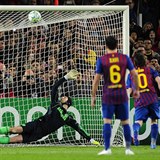 V roce 2012 nepekonal Lionel Messi Petra echa ani z penalty. Trefil bevno.