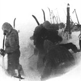 Jedna z poslednch fotek Djatlovovy expedice. Horolezci se vydali do severnho...
