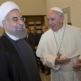 rnsk prezident Hasan Rhn navtvil Vatikn a papee Frantika.