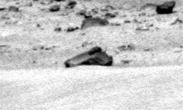 Píznivci konspiraních teorií si opt vzali na pakál fotografie z Marsu....