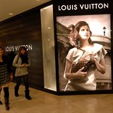 Znaku Louis Vuitton miluj lid po celm svt, a to i ti, kte si jej...