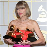 Zpvaka jako prvn ena v historii Grammy zskala ocenn Album roku hned...