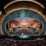 Americk komik Chris Rock moderoval Oscary v Dolby Theatre ji podruh.