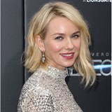 Naomi Watts promluvila oteven o botoxu. teni se vak roziluj nad oblkou...