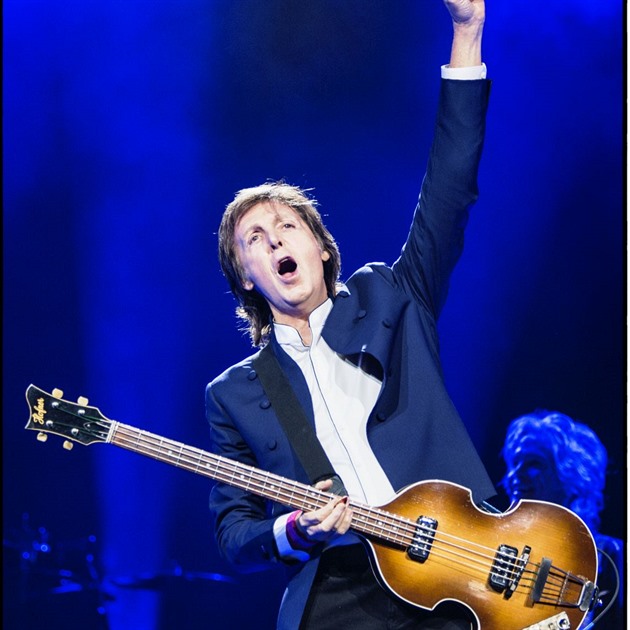 Paul McCartney pijede do Prahy.