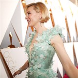 Cate Blanchett asto experimentuje s dlkou vlas Aktuln nos krat mikdo,...