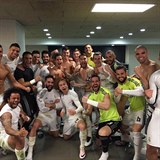Fotbalist Realu oslavuj vhru nad Barcelonou. Ronaldo je pln vlevo.