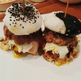 Sushi burger