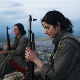 Kurdsk eny bojovnice jsou dokladem nejen mnohem rovnjho postaven...