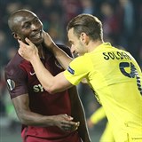 Kehinde Fatai a Roberto Soldado se pi zpase dobe bavili.