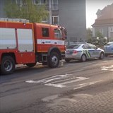 Vasn zsah policist a hasi zachrnil sebevrahovi ivot.