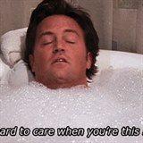 Relaxujc Chandler gif.