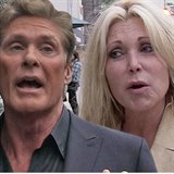 David Hasselhoff  se svoj dnes u bvalou enou Pamelou.