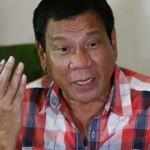 Filipnsk prezident Rodrigo Duterte vyzval obyvatele zem k tomu, a na...