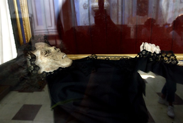 Záhada mumifikovaného tla baronky je po desetiletích zodpovzena.