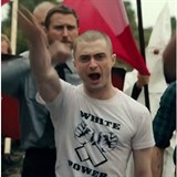 Radcliffe jako hailujc neonacista? Tak to tu jet nebylo!