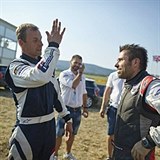 Hannes Arch se potkval v Red Bull Air Race i s eskm pilotem Martinem onkou.