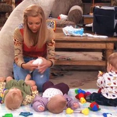 V prbhu serilu se dtka obas zjevila, kdy je teta Phoebe mla na hldn.