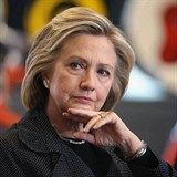 Kolaps na pietn akci donutil HIllary Clintonovou piznat zdravotn pote a...