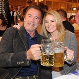 Arnold Schwarzenegger vyrazil, jako kad rok, na Oktoberfest a dn si ho...