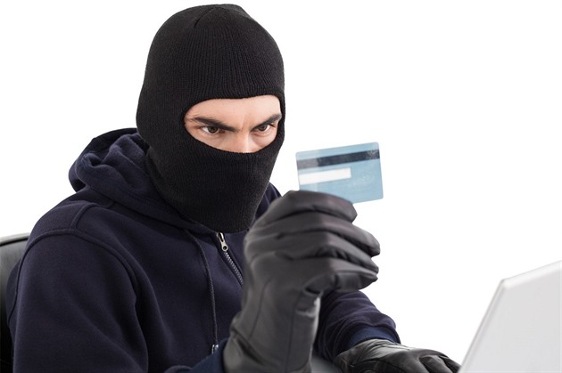 Zlodj vám me ukrást peníze z bezkontaktní karty a vy o tom nebudete vdt.