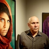 McCurry se svou legendrn fotkou a pot s portrtem arbat, kdy jo v roce...