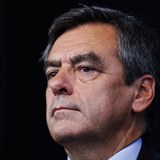 Jako pravicov politik je Fillon velmi konzervativn. Stav se proti...