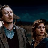 David Thewlis coby Remus Lupin po boku Natalie Teny, kter si v Potterovi...