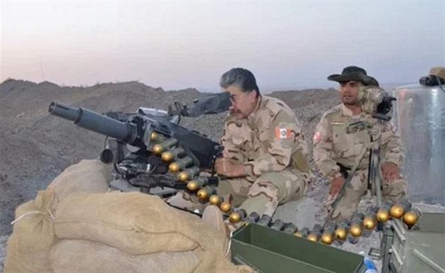 Internetem se  vtip, e s takto vypadajcm velitelem dobij Kurdov nejen...