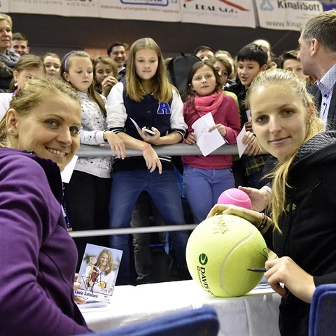 Petra Kvitov mla bt na exhibici splen s Luci afovou