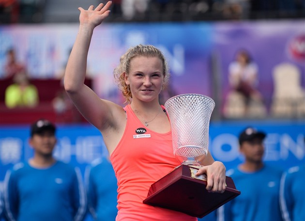 Kateina Siniaková se dokala, v en-enu vyhrála první turnaj na okruhu WTA.