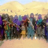Destky dobrovolnic z afghnsk provincie Dzdn vzaly dti a samopaly a...