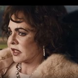 Elizabeth Taylor se dvin tak nezd - byla to toti jej kmotra, a tak i na...