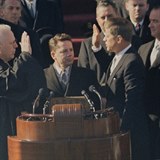 John Fitzgerald Kennedy skld svj prezidentsk slib a netu, e na pdiu pod...