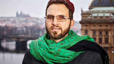 Devtaticetiletý Zahed je Francouz alírského pvodu, muslim, HIV pozitivní...