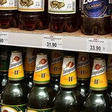 Pivo v plastu je populrn i v esku. Hroz mu tak zkaz?