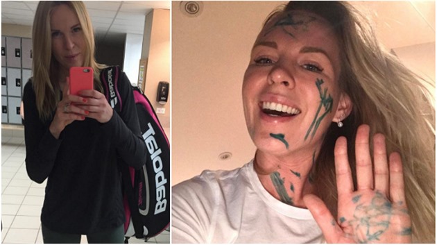 Co vzkázala Kobzanová holkám, které neumjí dlat kvalitní koupelnové selfie?