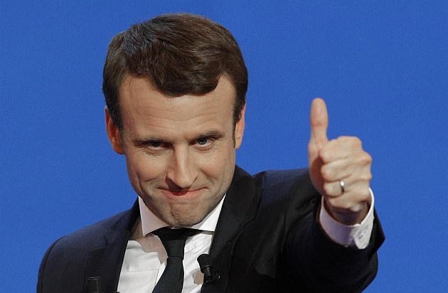Emmanuel Macron je moná pítí prezident Francie.