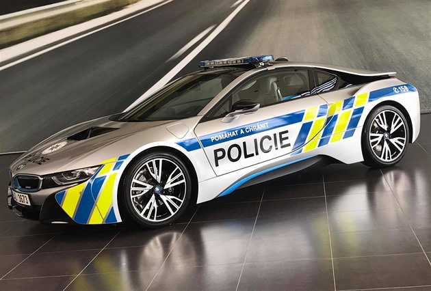 Nové BMW i8 pjde k dálniní policii.