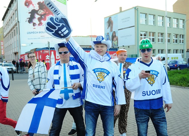 Nejen fintí fandové jsou v Paíi nasuchu. V Praze v roce 2015 se mli lépe.