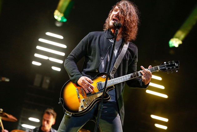Cornell zemel bhem turné s kapelou Soundgarden.