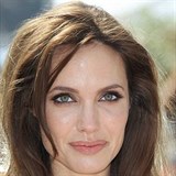 Angelina Jolie m do novho bytu.