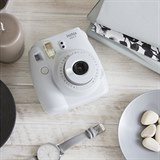 FUJIFILM INSTAX MINI 9