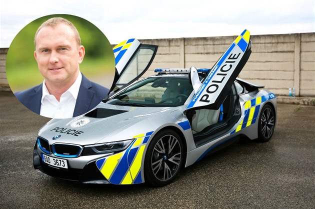 Vladimír Kruli, bývalý chlapec Kate Zemanové, sedl v policejním BMW i8.